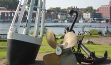 Ausblick auf die Ferienwohnung zwischen der Boje, Schiffschraube und Ancker