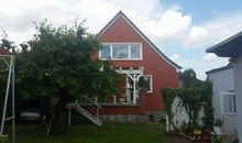 Ferienwohnung im Dachgeschoss und Bungalow Bad Doberan (Gartenseite)