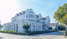 Die Außenansicht des Hauses Miramare