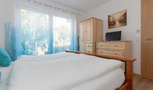 Schlafzimmer mit TV