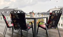 Schlafzimmer mit Doppelbett
