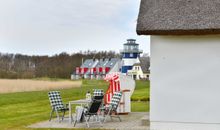 Wohnzimmer Couch und Relax-Sessel
