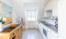 Schlafzimmer mit Kleiderschrank