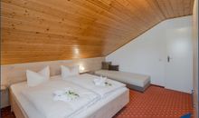 Doppelbett Kleiderschrank
