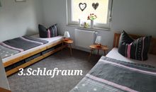 Schlafzimmer 3