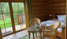 Komfortabeles Finnhuetten Ferienhaus im Fischerdorf Freest