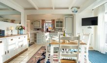 "Am hohen Ufer", Reetdach-Haus "Happy Haus"