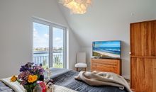 Ferienhaus An der Ostsee by Seeblick Ferien ORO, direkte Wasserlage,Sauna,E-Säule