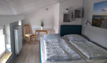 Fewo 8, Box-Betten, 1. Stock, Terrasse mit Strandkorb