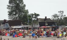 Fewo 8, Box-Betten, 1. Stock, Terrasse mit Strandkorb