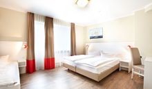 Comfort Hotel tom Kyle