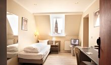 Comfort Hotel tom Kyle