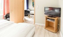 Comfort Hotel tom Kyle