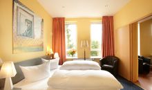 Comfort Hotel tom Kyle