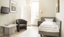 Comfort Hotel tom Kyle