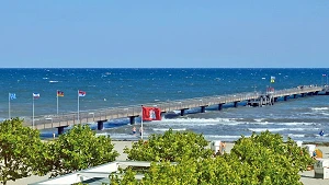 Strand und Seebrücke Großenbrode