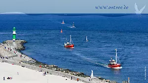 Hintergrundbild: Fischkutter auf der Ostsee