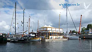 Hintergrundbild: Yachthafen an der Ostsee