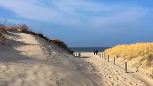 Jahresanfang an der Ostsee - Strandspaziergang im Winter