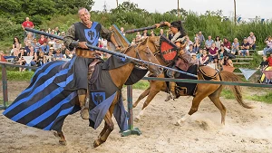 Ritterkämpfe im Rahmen des Mittelalterspektakels