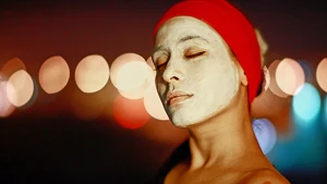 Kreideanwendung als Gesichtsmaske Kreideanwendung als Gesichtsmaske