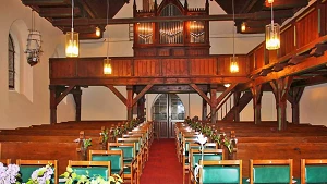 Innenbereich mit Orgel