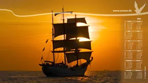 Großsegler auf der Ostsee im Sonnenuntergang Großsegler auf der Ostsee im Sonnenuntergang