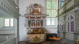 Umgebauter Gudewerdt-Altar (1641) aus der Vorgängerkirche