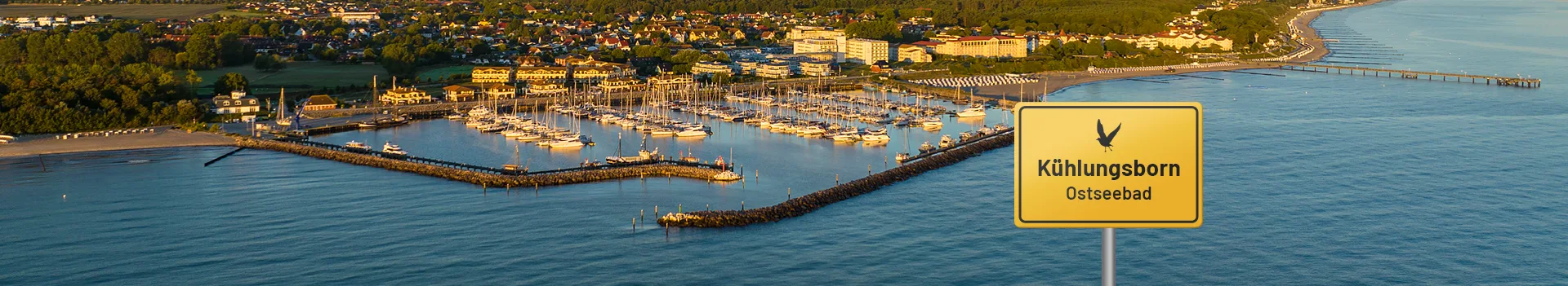 Yachthafen Kühlungsborn, Blick auf die Hafeneinfahrt aus der Vogelperspektive