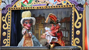 Puppenspiel des TheaterFigurenMuseum