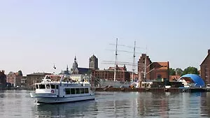 Hafenrundfahrt in Stralsund | weitere Informationen anzeigen